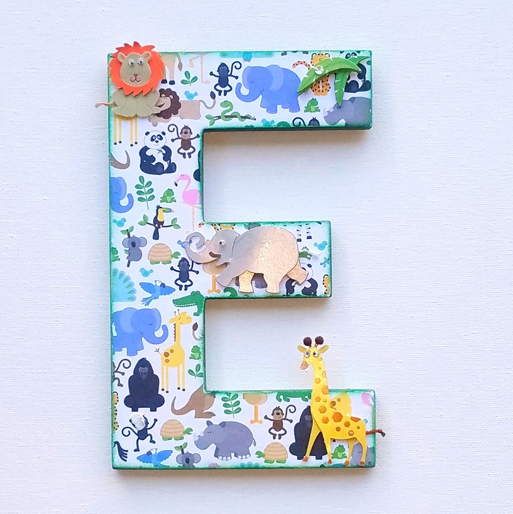 Jungle theme letter e